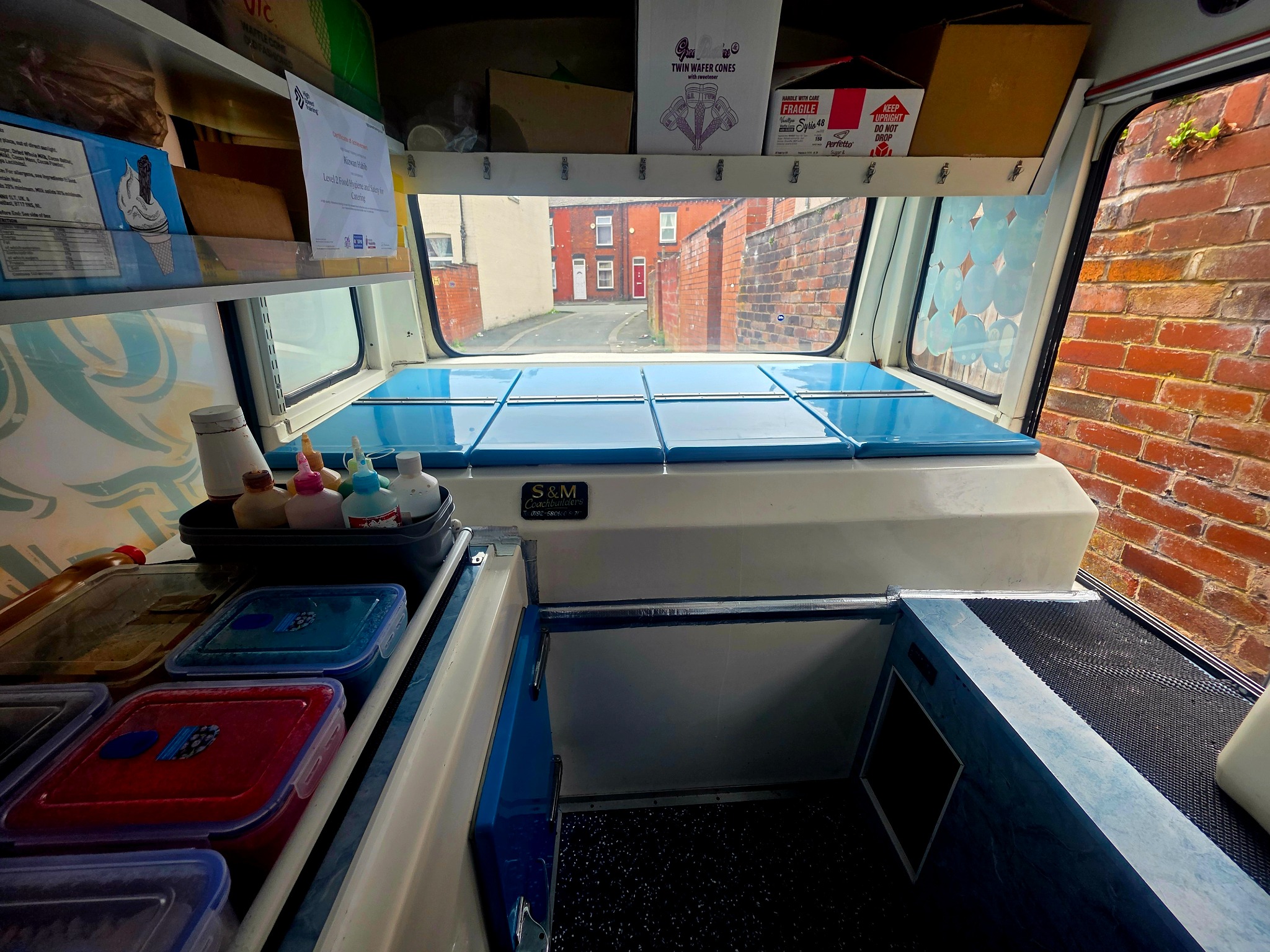 AADAMS WHIPPY ICECREAM VAN<br><span style='font-size:14px; font-weight:400;'>Freshly made ice cream, for those who prefer the best</span> van image 4